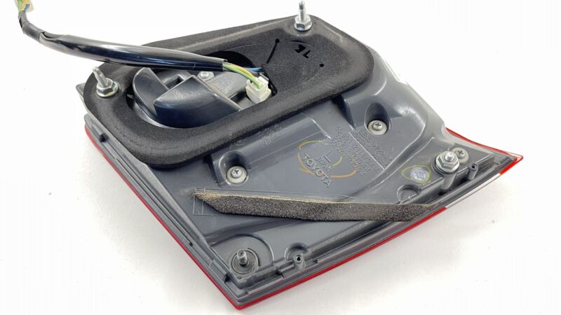 07-09 LEXUS LS460 DRIVER LEFT REAR INNER TRUNK TAILLIGHT TAIL LIGHT LAMP OEM