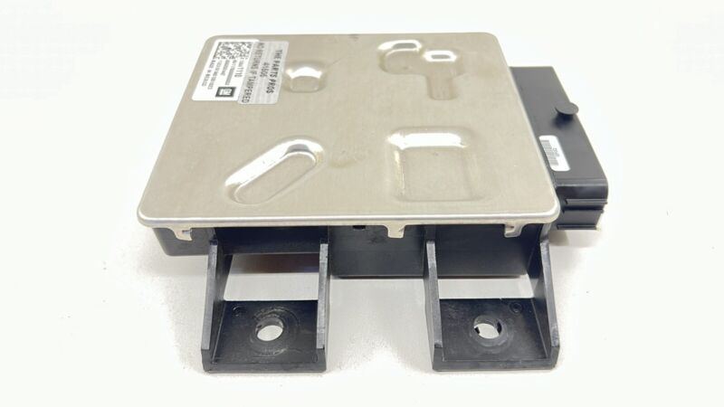1355 1110 / 13551110 22-24 CADILLAC CT5 V BLACKWING FUEL PUMP CONTROL MODULE 13551110 OEM