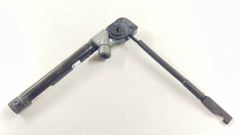 1090324-01-C / 1090324 01 C / 109032401C 20-23 TESLA MODEL Y PASSENGER RIGHT SEAT BELT PRETENSIONER 1090324-01-C OEM