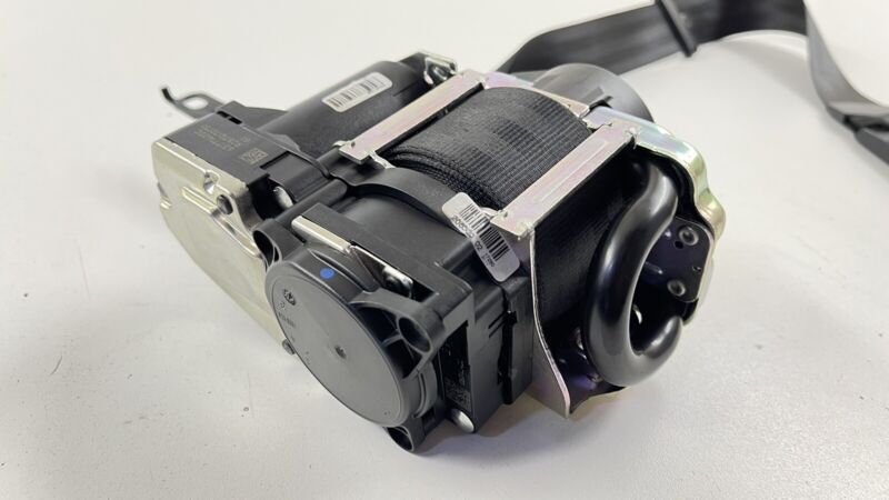 639910400Y 18-22 AUDI A5 S5 PASSENGER RIGHT FRONT SEATBELT SEAT BELT RETRACTOR BLACK OEM