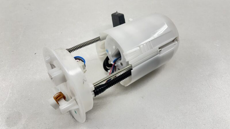 42021VC010 22-25 SUBARU WRX 2.4L GAS TANK FUEL PUMP SENDING UNIT 42021VC010 OEM