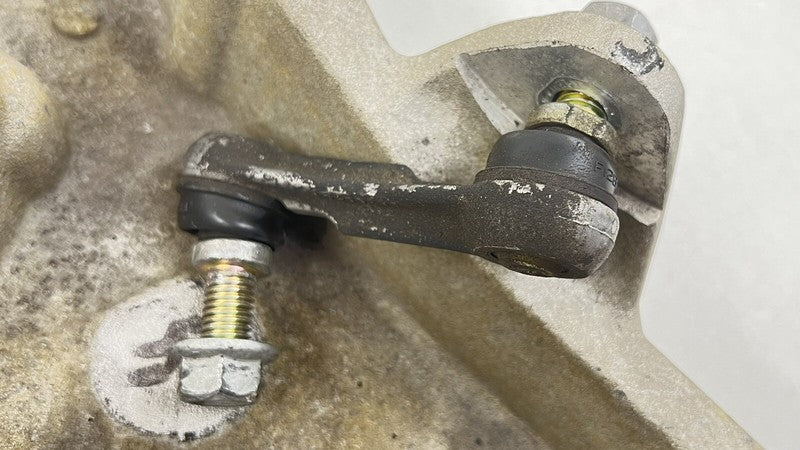 10326693 01-04 CORVETTE C5 Z06 LEFT FRONT SPINDLE KNUCKLE HUB WITH CONTROL ARM SET OEM