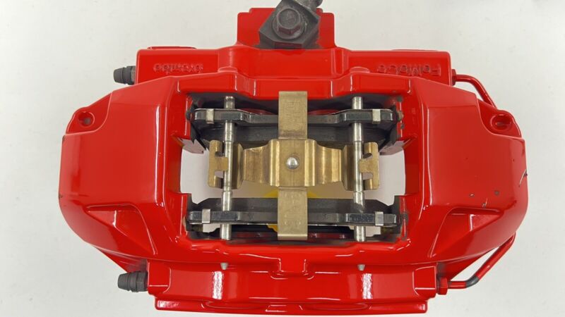 MR3V-2D243-BA / MR3V 2D243 BA / MR3V2D243BA 20-22 FORD MUSTANG GT500 DRIVER LEFT REAR CALIPER BRAKE BREMBO RED OEM