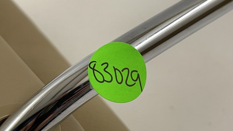 10-13 MERCEDES BENZ S550 W221 LEFT OR RIGHT FRONT SEAT HEADREST HEAD REST OEM