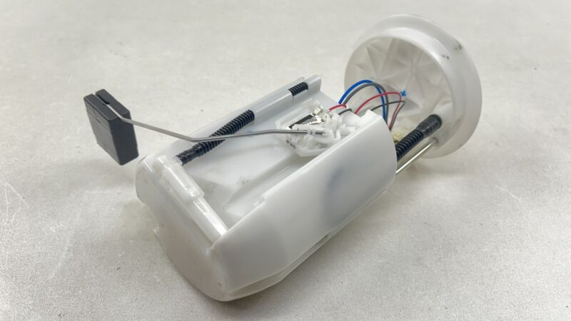 42021VC010 22-25 SUBARU WRX 2.4L GAS TANK FUEL PUMP SENDING UNIT 42021VC010 OEM