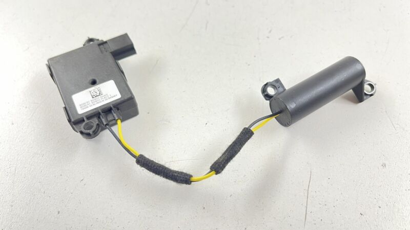 13540633 19-23 CHEVROLET CAMARO SS DETERRENT ANTI THEFT ALARM CONTROL MODULE 13540633 OEM