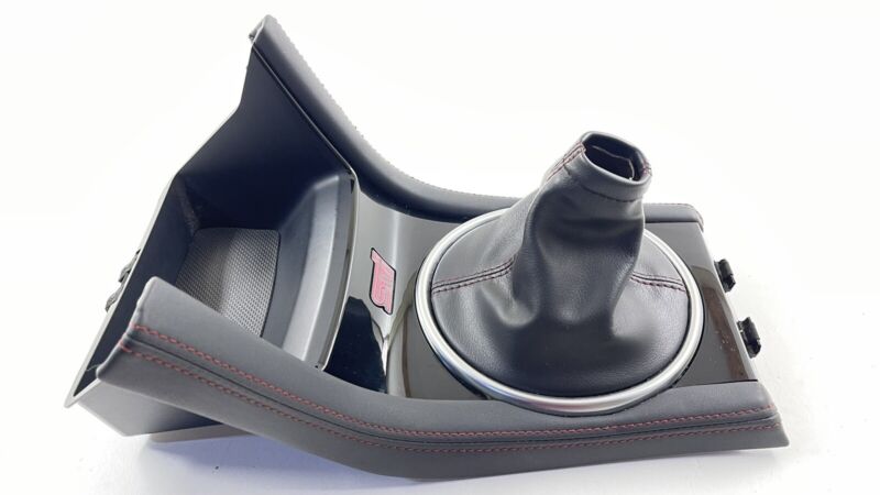 92121VA510 18-21 SUBARU WRX STI CENTER CONSOLE SHIFT BOOT SURROUND BEZEL PANEL TRIM OEM