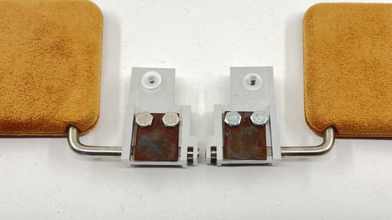 07-17 ASTON MARTIN VANTAGE LEFT & RIGHT FRONT SUNVISOR SUN VISOR SHADE PAIR OEM
