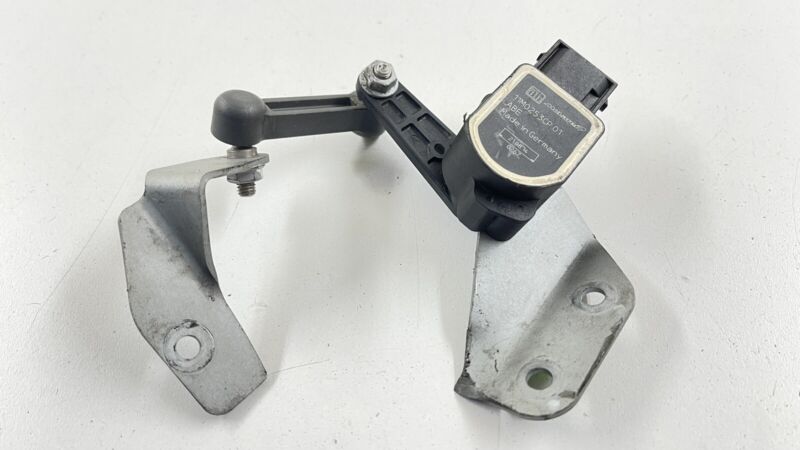 11B0761CP 15-17 MCLAREN 650S DRIVER LEFT FRONT HEADLIGHT HEIGHT LEVEL SENSOR 11M0253CP OEM