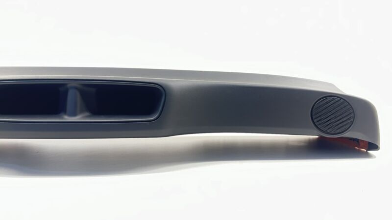 987.645.564.01 / 987 645 564 01 / 98764556401 05-12 PORSCHE BOXSTER 987 REAR SUBWOOFER BASSBOX SPEAKER BOSE TERRACOTTA O
