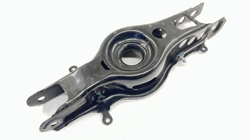 84382226 16-24 CHEVROLET CAMARO ZL1 DRIVER LEFT REAR CONTROL ARM SET OEM
