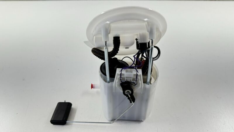 JR3C-9H307-BD / JR3C 9H307 BD / JR3C9H307BD 18-23 FORD MUSTANG GT 5.0L GAS TANK FUEL PUMP SENDING UNIT JR3C-9H307-BD OEM