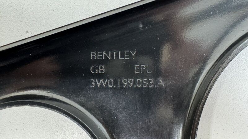3W0 199 053 A / 3W0.199.053.A / 3W0199053A 13-18 BENTLEY FLYING SPUR FRONT ENGINE PLATE CROSSMEMBER IMPACT SUPPORT BAR O