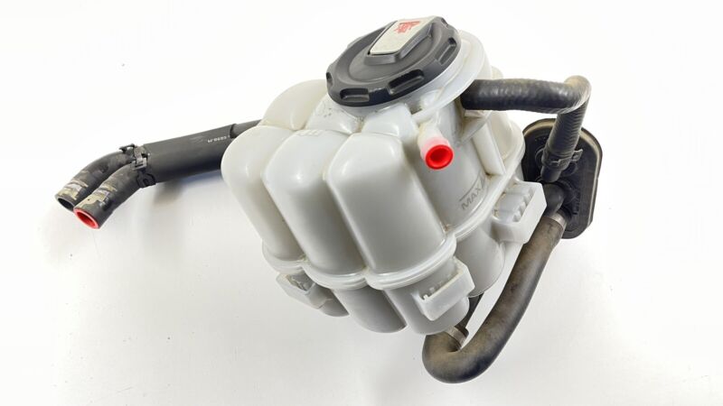 8W1 121 405 J / 8W1121405J 18-20 AUDI S4 RADIATOR COOLANT RESERVOIR TANK BOTTLE 8W1 121 403 B OEM