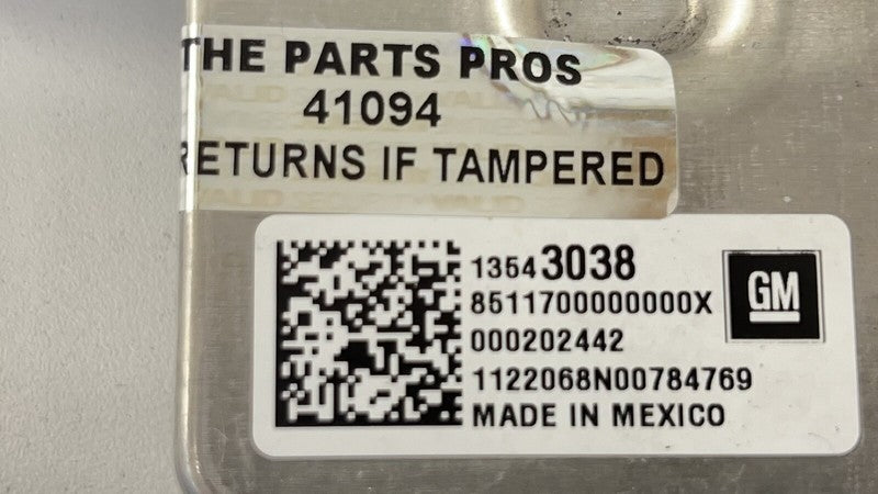 13543038 / 1354 3038 22-24 CADILLAC CT4 V BLACKWING FUEL PUMP CONTROL MODULE 13543038 OEM
