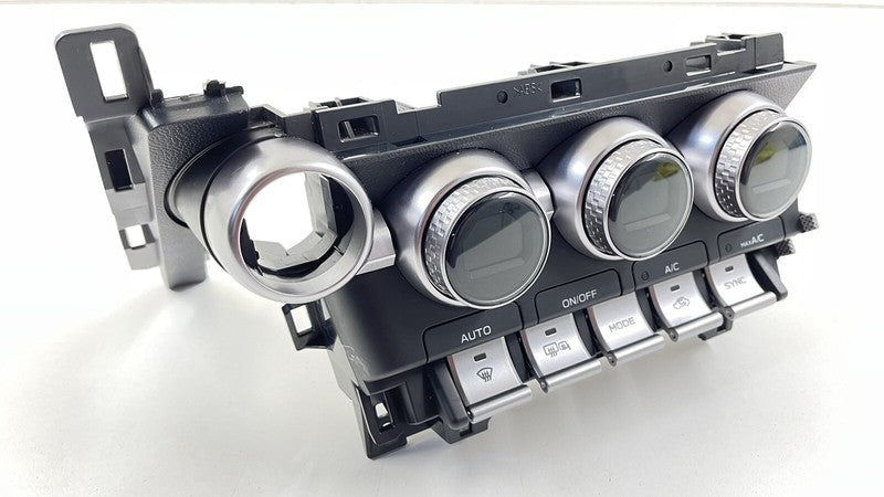 72311CC030 / 72311 CC030 22-23 TOYOTA GR86 HVAC AC AIR TEMPERATURE CLIMATE CONTROL SWITCH 72311CC030 OEM