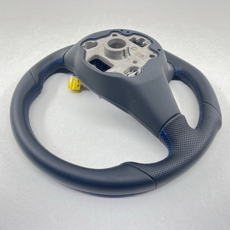 5H0-124-B / 5H0 124 B / 5H0124B 22-25 VOLKSWAGEN GOLF R DRIVER STEERING WHEEL LEATHER WITH BLUE STITCHING OEM