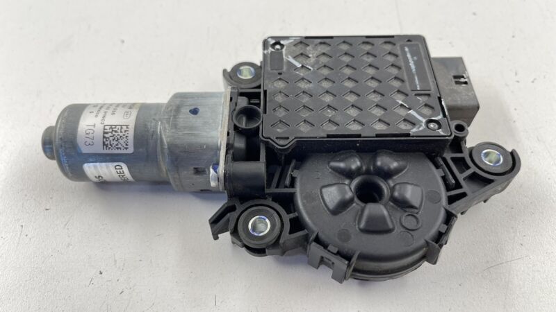 6 004 SA0 016 / 6004SA0016 16-23 HONDA PILOT SUNSHADE SUN SHADE ROLLER BLIND MOTOR 6004SA0016 OEM