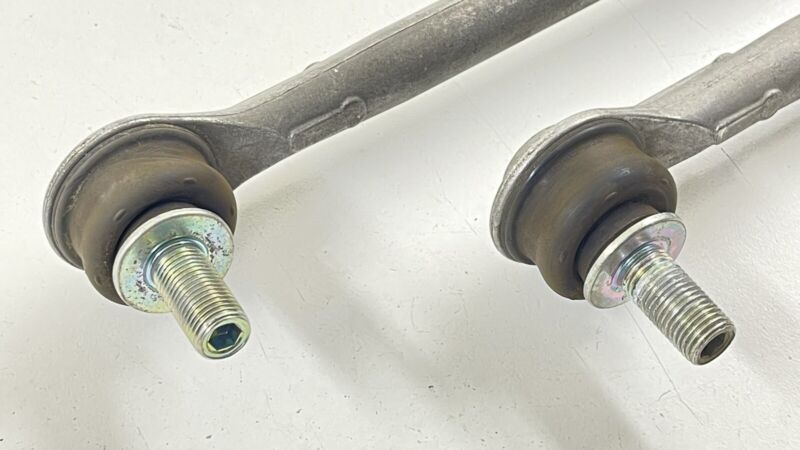 19-22 LEXUS ES300H FRONT ANTI ROLL SWAY BAY STABILIZER END LINK PAIR OEM