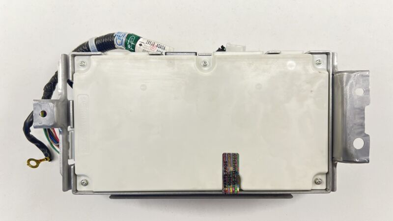 293A04GA1A 14-18 INFINITI Q50 HYBRID LITHIUM-ION BATTERY PACK CONTROL MODULE 293A04GA1A OEM