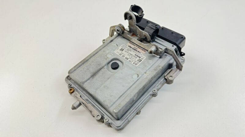1779000300 / A1779000300 / A 177 900 03 00 0300 15-21 MERCEDES C63S AMG W205 MOTOR ENGINE CONTROL MODULE ECU 1779000300