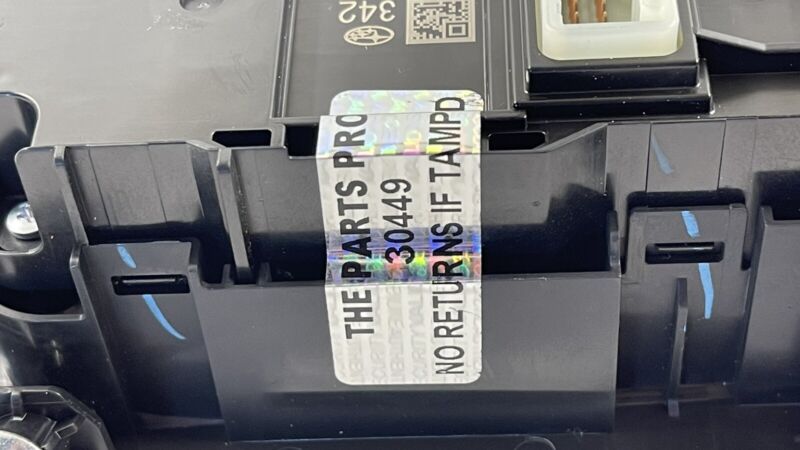 83071CC050 22-23 TOYOTA GR86 DRIVER LEFT FRONT MASTER WINDOW SWITCH 83071CC050 OEM