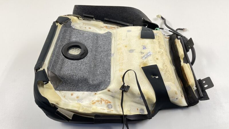 10876-36244 / 10876 36244 / 1087636244 19-22 LEXUS ES300H PASSENGER RIGHT FRONT LOWER SEAT CUSHION COVER BLACK OEM