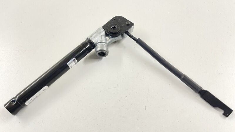 1090324-01-C / 1090324 01 C / 109032401C 17-22 TESLA MODEL 3 Y RIGHT FRONT SEATBELT SEATBELT PRETENSIONER TENSIONER OEM