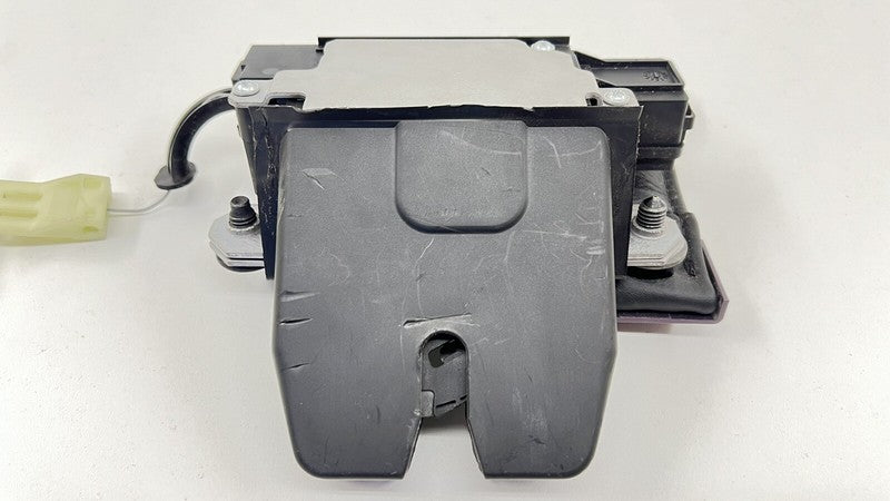 4N51-F442A66-BP / 4N51 F442A66 BP / 4N51F442A66BP 07-17 ASTON MARTIN VANTAGE REAR TRUNK LATCH LOCK ACTUATOR PULL LEVER O