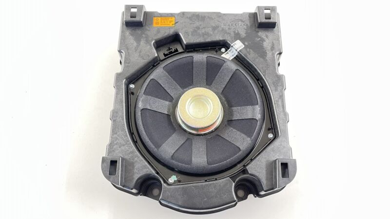 2622492 20-23 TOYOTA SUPRA LEFT OR RIGHT REAR SPEAKER SUBWOOFER SUB WOOFER 2622492 OEM