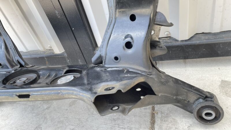 22-23 SUBARU BRZ REAR SUBFRAME CROSSMEMBER CRADLE SUSPENSION CARRIER OEM