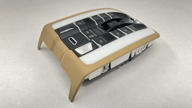7PP 959 551 / 7PP959551 10-16 PORSCHE PANAMERA OVERHEAD CONSOLE READING DOME W/ REAR LIGHT LAMP PAIR OEM