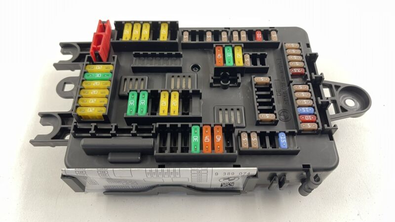 29112017 15-21 BMW M2 M3 M4 POWER DISTRIBUTION FUSE RELAY JUNCTION BOX 61149389070 OEM