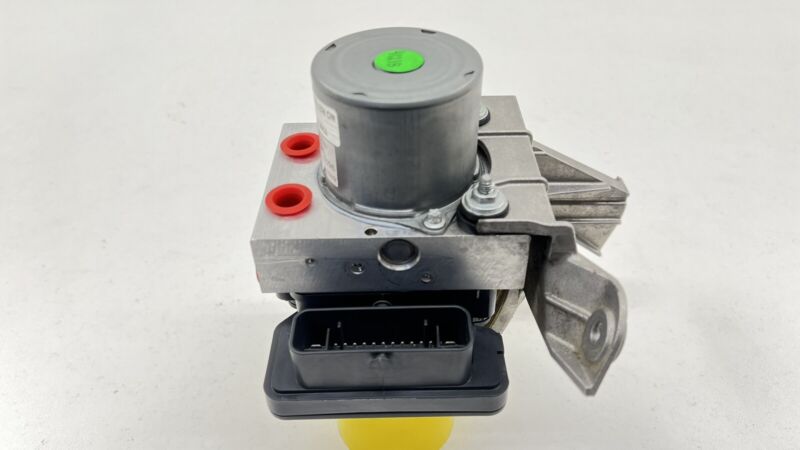 84819601 2021 CHEVROLET CAMARO ZL1 ANTI BRAKE LOCK PUMP MODULE ABS PUMP 84819601 OEM