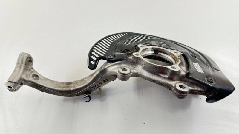 8W0 407 242 F / 8W0407242F 17-23 AUDI A4 S4 A5 S5 AWD PASSENGER RIGHT FRONT SPINDLE KNUCKLE OEM