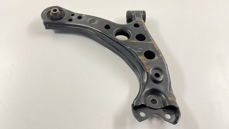 16-21 TOYOTA PRIUS DRIVER LEFT FRONT SUSPENSION LOWER CONTROL ARM OEM
