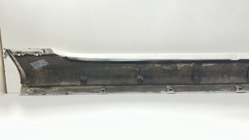 4W0.853.199 / 4W0 853 199 / 4W0853199 13-18 BENTLEY FLYING SPUR DRIVER LEFT SIDE SKIRT ROCKER PANEL COVER TRIM OEM