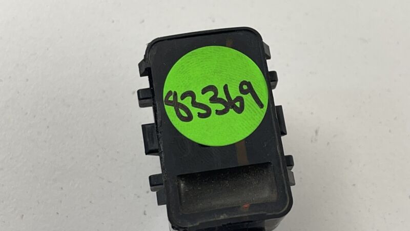 89341-48040 / 89341 48040 / 8934148040 16-19 LEXUS RX350 FRONT BUMPER OUTER PDC PARKING SENSOR 89341-48040 OEM