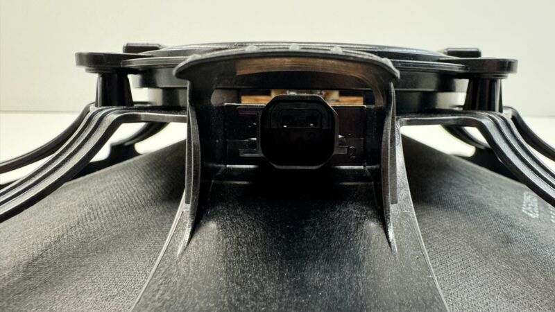 84837429 22-23 CADILLAC CT4 BLACKWING REAR SUBWOOFER SUB WOOFER SPEAKER AKG 84837429 OEM