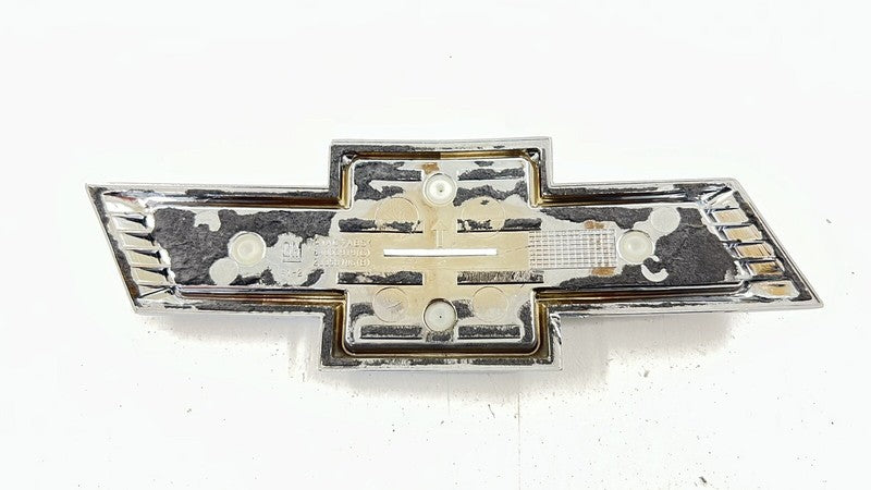 84003919 16-23 CHEVROLET CAMARO SS 1LE REAR TRUNK EMBLEM LOGO BADGE ORNAMENT OEM