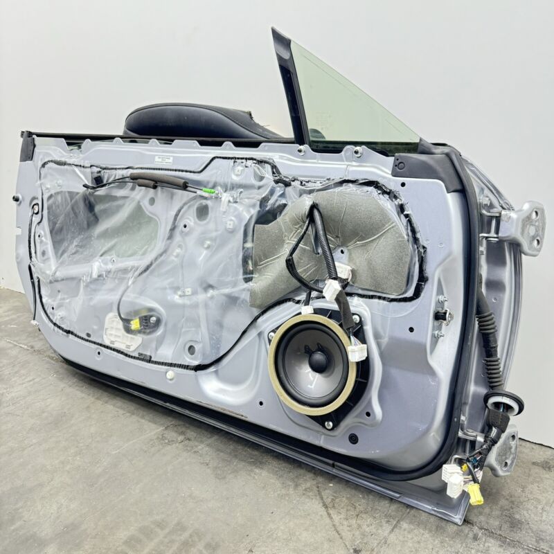 Does not apply 13-20 SUBARU BRZ DRIVER LEFT DOOR COMPLETE WITH GLASS SILVER OEM