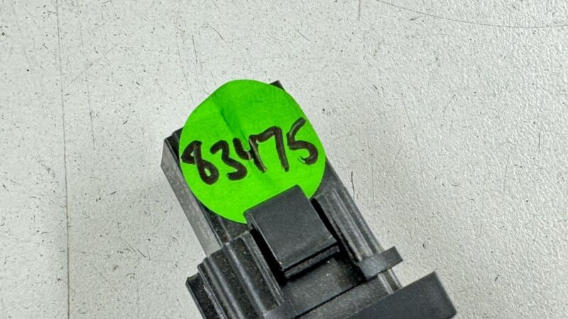 FR3T-19B514-AAW / FR3T 19B514 AAW / FR3T19B514AAW 18-23 FORD MUSTANG GT REAR TRUNK OPEN RELEASE CONTROL SWITCH BUTTON OE