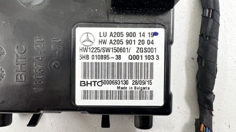 2058200183 / A2058200183 / A 205 820 01 83 0183 15-21 MERCEDES C63S W205 HVAC BOX HEATER AC FLAP MOTOR AIR MIX ACTUATOR