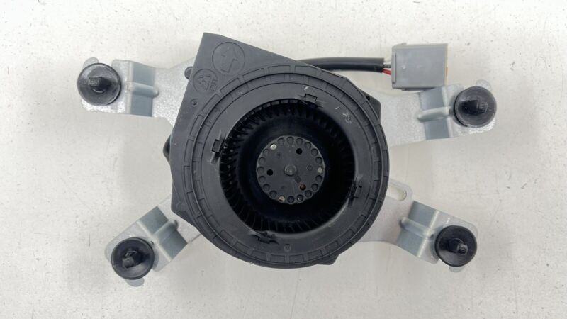 55057389AD 15-23 DODGE CHARGER DRIVER LEFT FRONT SEAT FAN BLOWER WHEEL MOTOR OEM