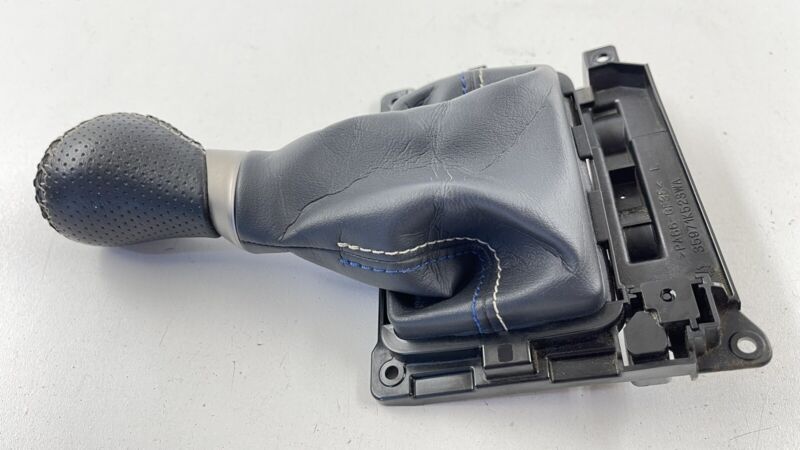 35971K523WA 16-20 LEXUS GS F GEAR SHIFT BOOT SHIFT KNOB 35971K523WA OEM