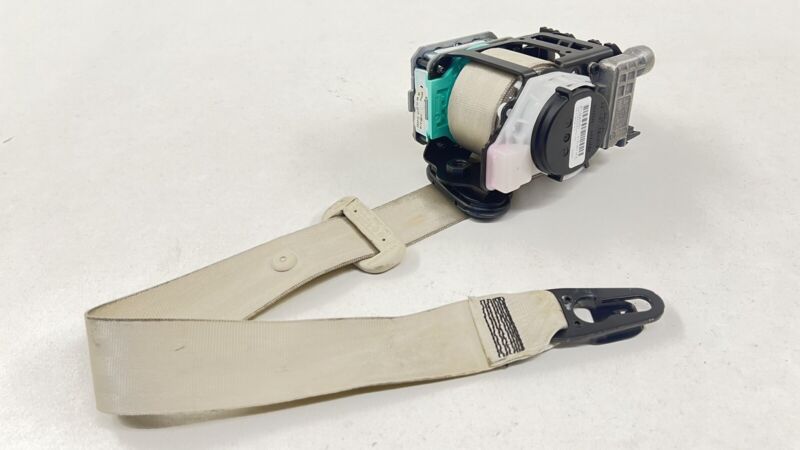 4W1 857 706 / 4W1857706 13-18 BENTLEY FLYING SPUR FRONT AND REAR SEATBELT SEAT BELT RETRACTOR SET OEM