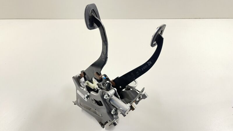 22-23 SUBARU WRX MANUAL TRANSMISSION CLUTCH BRAKE PEDAL ASSEMBLY OEM