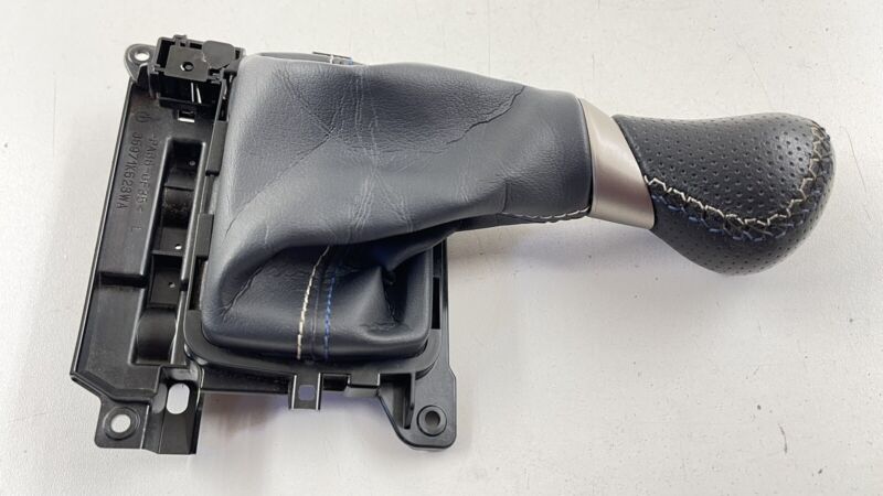 35971K523WA 16-20 LEXUS GS F GEAR SHIFT BOOT SHIFT KNOB 35971K523WA OEM