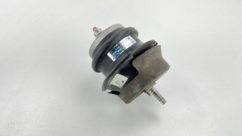 Does Not Apply 14-20 INFINITI Q50 Q60 RWD FRONT ENGINE SUPPORT MOUNT BRACKET INSULATOR OEM