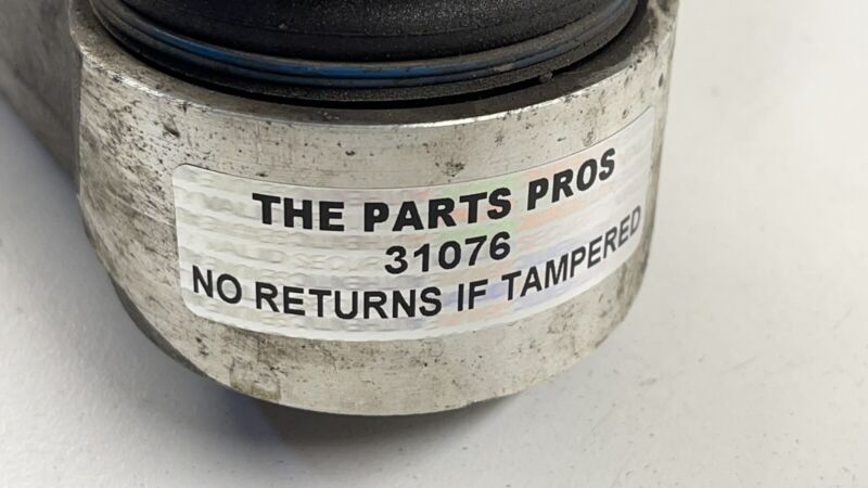 420.407.151.K / 420 407 151 K / 420407151K 08-15 AUDI R8 SPYDER DRIVER LEFT FRONT LOWER CONTROL ARM 420 407 155 OEM